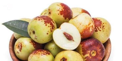 女人常吃黃驊冬棗，預(yù)防癌癥補(bǔ)中養(yǎng)神，養(yǎng)生必知